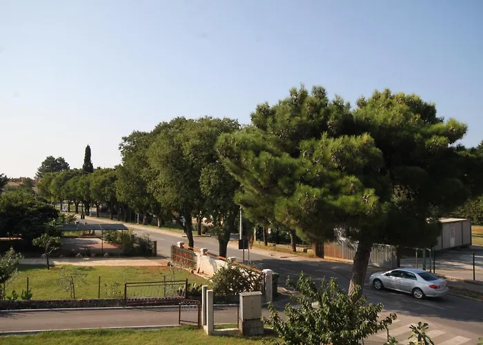 With A Parking Space - 7066 Lägenhet