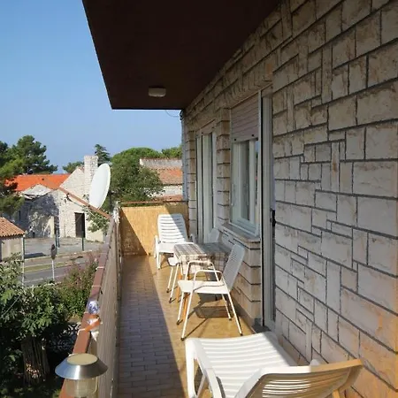 With A Parking Space - 7066 Apartman Umag