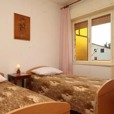 With A Parking Space - 7066 Apartman *