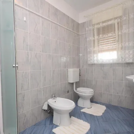 With A Parking Space - 7066 Apartman Umag